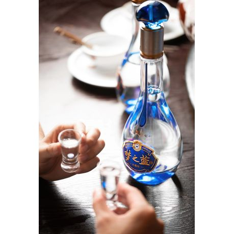 梦 三 水晶版 52度 Yanghe Dream Blue M3 Baijiu (Classic Chinese Liquor) 52% ABV - 550ml